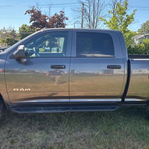 صورة 4 لـ 2021 RAM 2500 TRADESMAN
