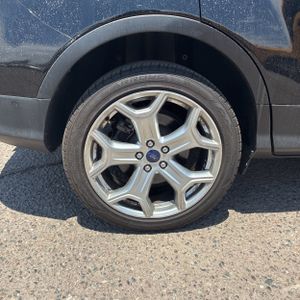 صورة مصغرة 19 لـ 2017 FORD ESCAPE TITANIUM