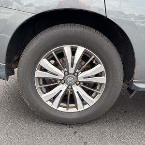 2019 Nissan PATHFINDER SV 缩略图 19