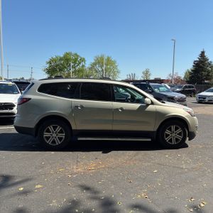 CHEVROLET TRAVERSE LT - 10