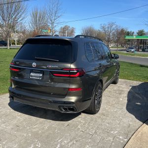 BMW X7 M60I - 8
