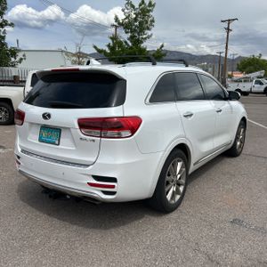 KIA SORENTO SX LIMITED V6 - 8