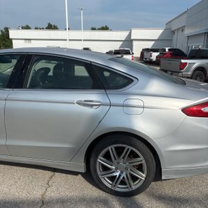 صورة 6 لـ 2014 FORD FUSION SE