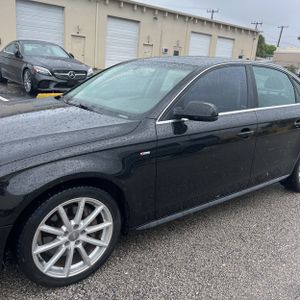 AUDI A4 2.0T PREMIUM - 2