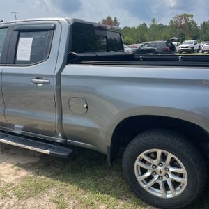 2019 Chevrolet SILVERADO 1500 RST — фото 6