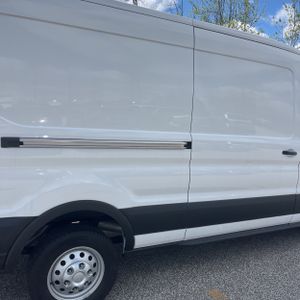 FORD TRANSIT-250 CARGO VAN - 9