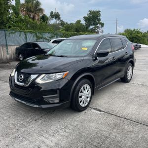 2017 Nissan ROGUE SV 照片 1