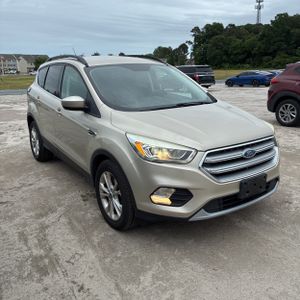FORD ESCAPE SE - 10