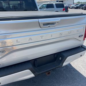 2015 FORD F-150 PLATINUM — миниатюра 23