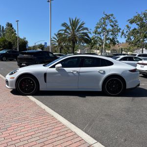 PORSCHE PANAMERA 4S - 3