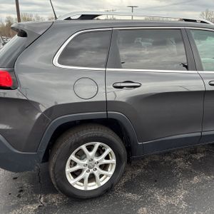 JEEP CHEROKEE LATITUDE - 9
