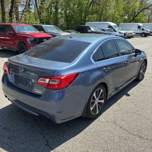 SUBARU LEGACY 2.5I LIMITED - 7