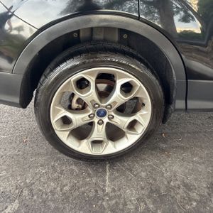 صورة مصغرة 19 لـ 2016 FORD ESCAPE TITANIUM