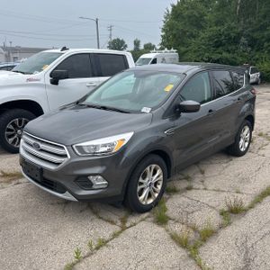 2017 FORD ESCAPE SE — фото 1