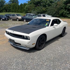 2010 Dodge CHALLENGER SE — фото 1