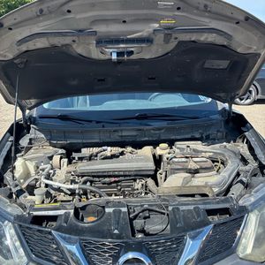 2016 Nissan ROGUE SL 照片 41