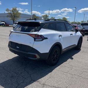 KIA SPORTAGE X-PRO PRESTIGE - 8