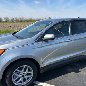 FORD EDGE SEL - 2