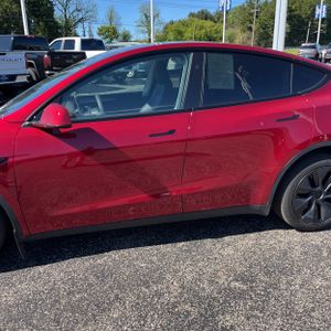 TESLA MODEL Y LONG RANGE - 4