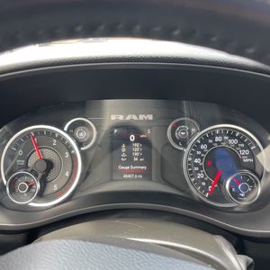 2024 RAM 3500 BIG HORN — миниатюра 39