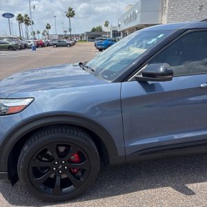 FORD EXPLORER ST - 2