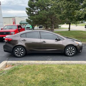 2018 KIA FORTE LX — фото 10