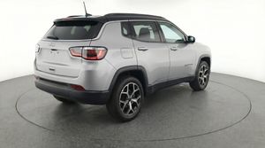 صورة 7 لـ 2025 JEEP COMPASS LIMITED