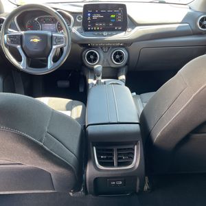 2023 Chevrolet BLAZER LT — миниатюра 35
