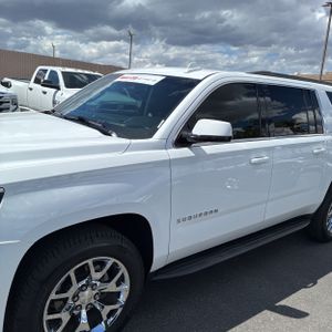 CHEVROLET SUBURBAN LT - 2