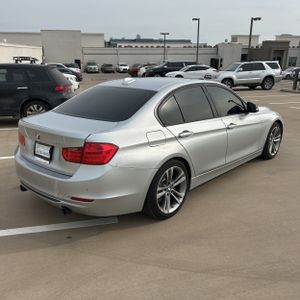 BMW 3-SERIES - 8