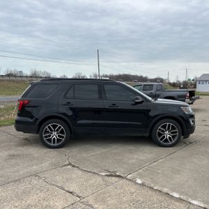 FORD EXPLORER SPORT - 10