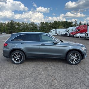 MERCEDES-BENZ GLC - 10