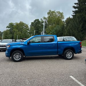 2022 Chevrolet SILVERADO 1500 RST photo 3