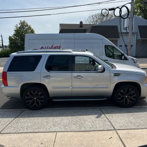 CADILLAC ESCALADE LUXURY - 10