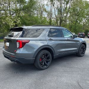 FORD EXPLORER ST - 8
