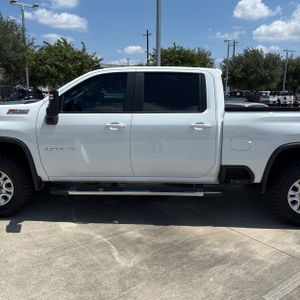 صورة 4 لـ 2023 Chevrolet SILVERADO 2500HD LT