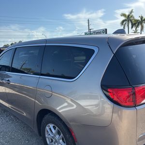 صورة مصغرة 55 لـ 2018 Chrysler PACIFICA LX