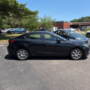 صورة 10 لـ 2015 Mazda MAZDA3 I SV