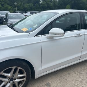 FORD FUSION SE - 2