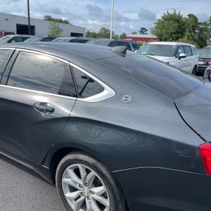 2019 Chevrolet IMPALA LT — фото 6
