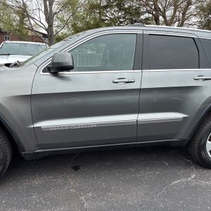 JEEP GRAND CHEROKEE LAREDO - 4