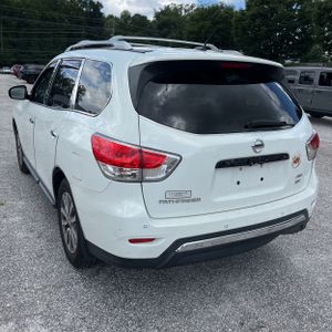 2014 Nissan PATHFINDER SV — фото 5