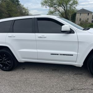 JEEP GRAND CHEROKEE LAREDO X - 9