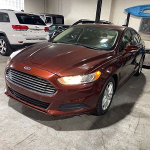 FORD FUSION SE - 1