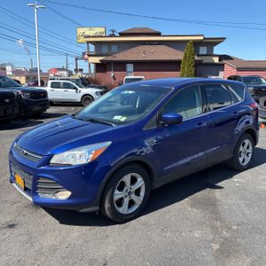FORD ESCAPE SE - 1