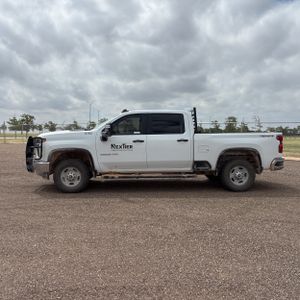 2023 Chevrolet SILVERADO 2500HD WORK TRUCK photo 3