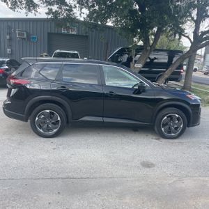 2024 Nissan ROGUE SV 照片 10