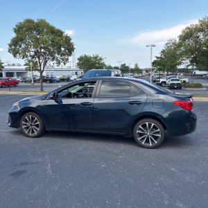 2018 Toyota COROLLA SE — фото 3