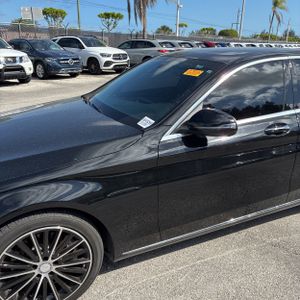 MERCEDES-BENZ C-CLASS - 2