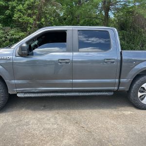 FORD F-150 XL - 4